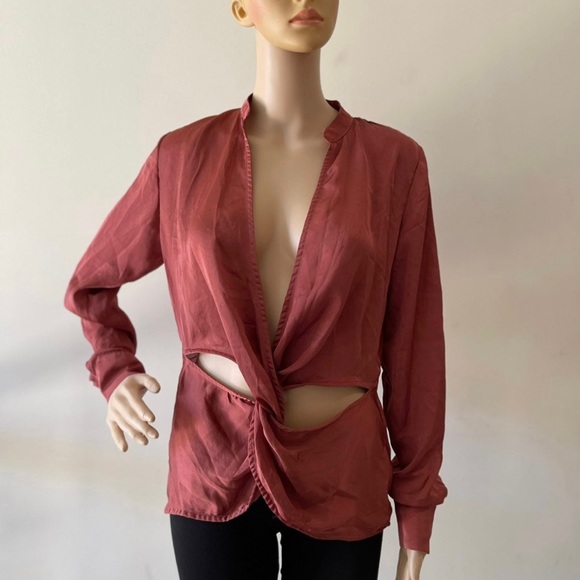 Cutout Asymmetrical Long Sleeve Blouse Size S - Picture 7 of 12